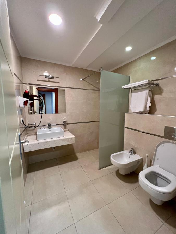 Millennium 4*
